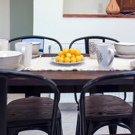 פלקאס Luxury Skyline Apartment מראה חיצוני תמונה